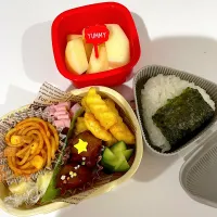 幼稚園弁当🍱おにぎり|mari＊yuakitoさん