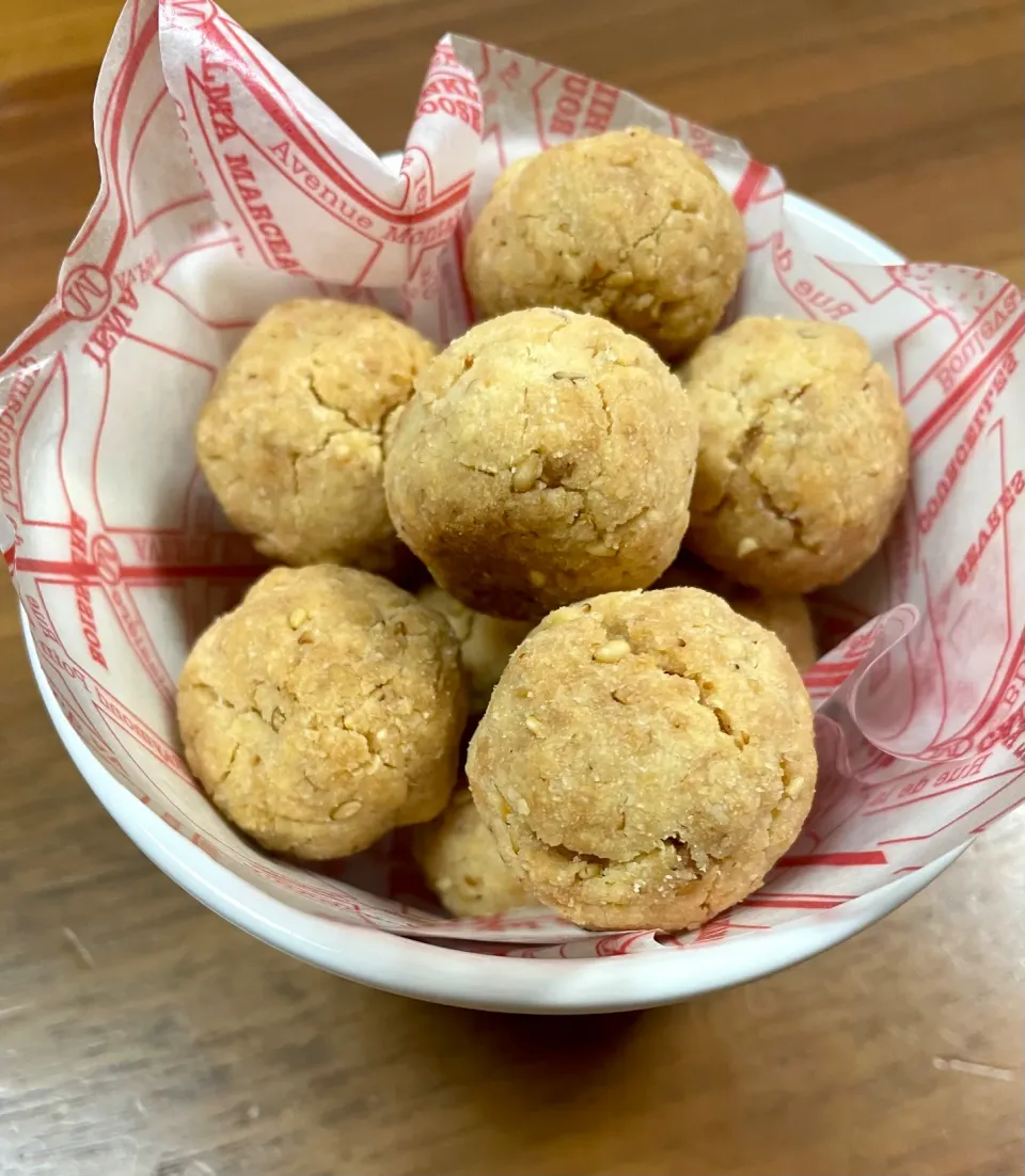 ごまスノーボールクッキー|shokoさん