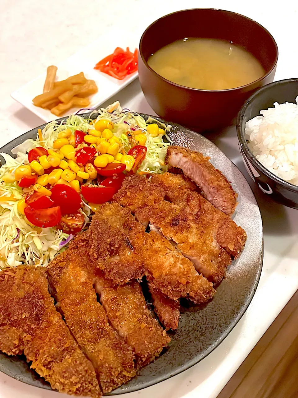 おっさんご飯　とんかつ🐷|ひげおやじさん