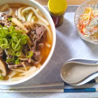 きのこ肉うどん　キャベツとちりめんじゃこのポン酢和え| さゆさん