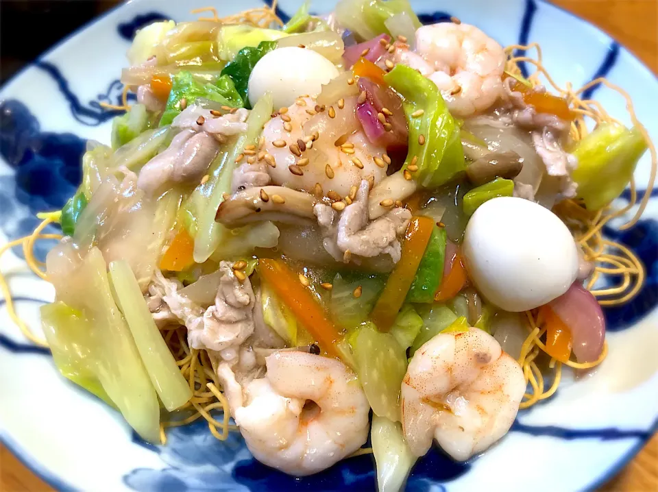パリパリ麺の餡掛け焼きそば|じゅんさんさん
