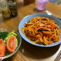 夜　トマトジュースパスタ|みちくんさん