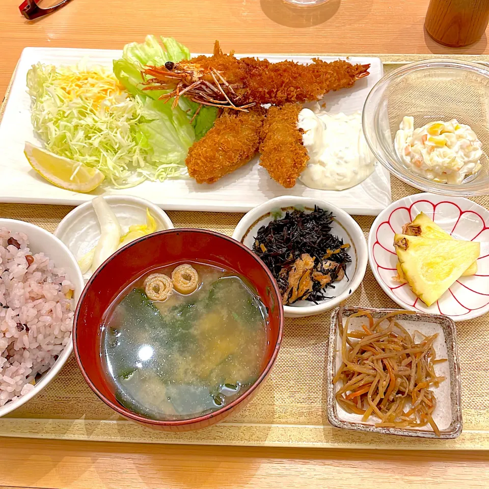 広島県産カキフライと海老フライ定食|juneさん