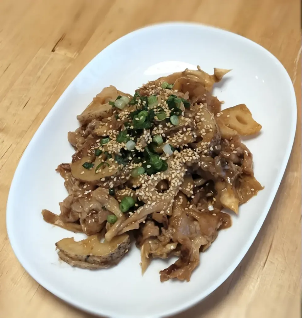 豚肉と蓮根と舞茸のさっぱり炒め|ゆうゆうさん