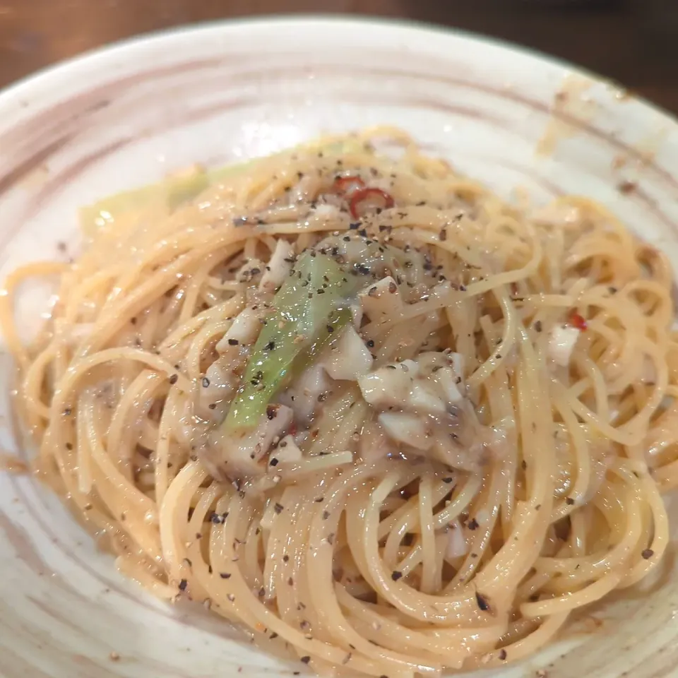 オイルサーディンとキャベツのペペロンチーノ|うえのひろあきさん