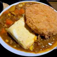 出汁巻きメンチカツカレー| たまさん