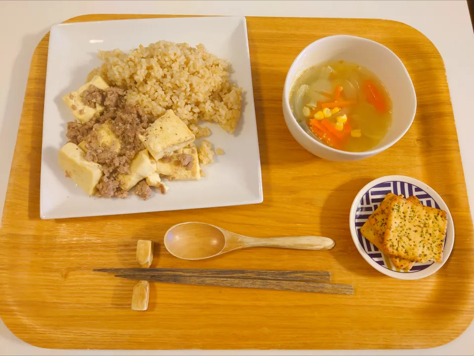 今日の夕食　塩麹麻婆豆腐丼|pinknari🐰🌈さん