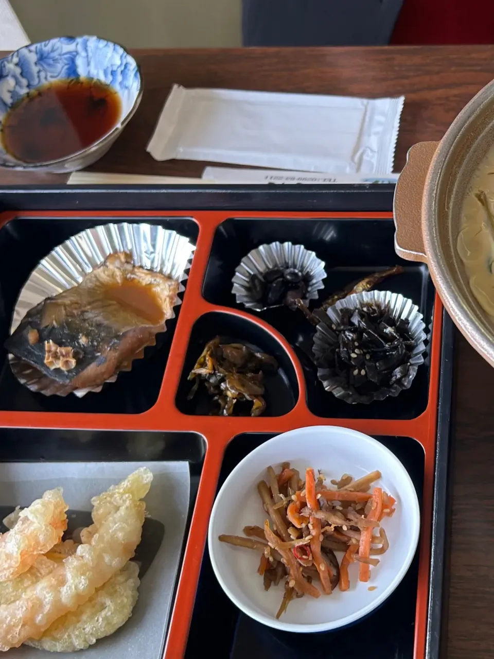 旅行の昼食|Morito Kamiyaさん