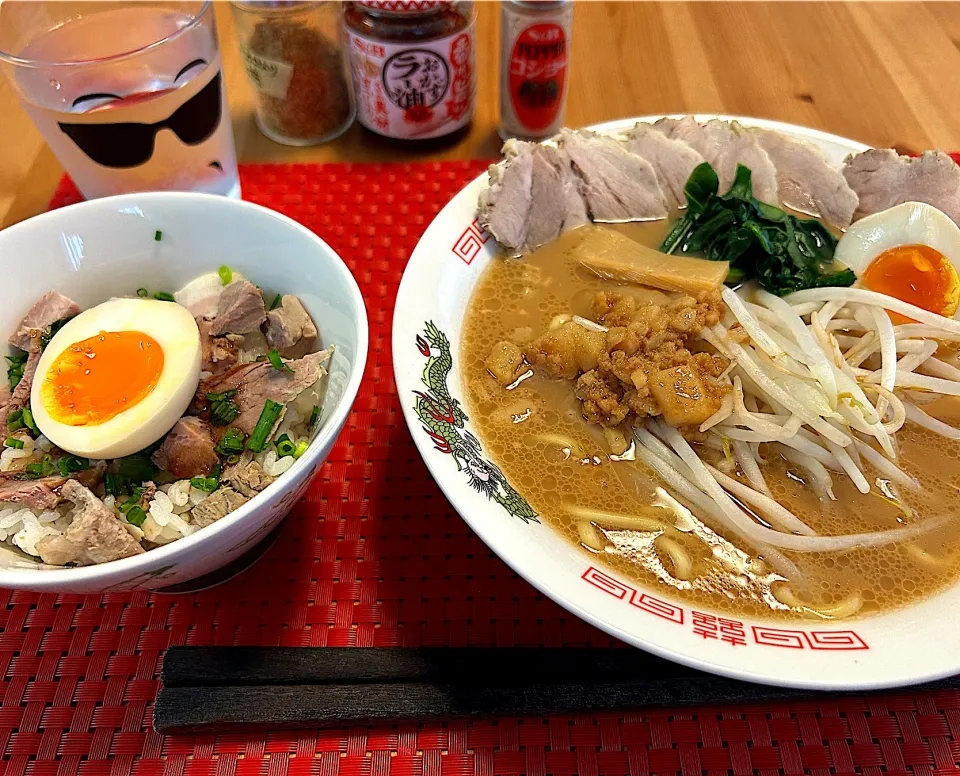 背脂入チャーシュー麺&丼|パイパーJIJIさん