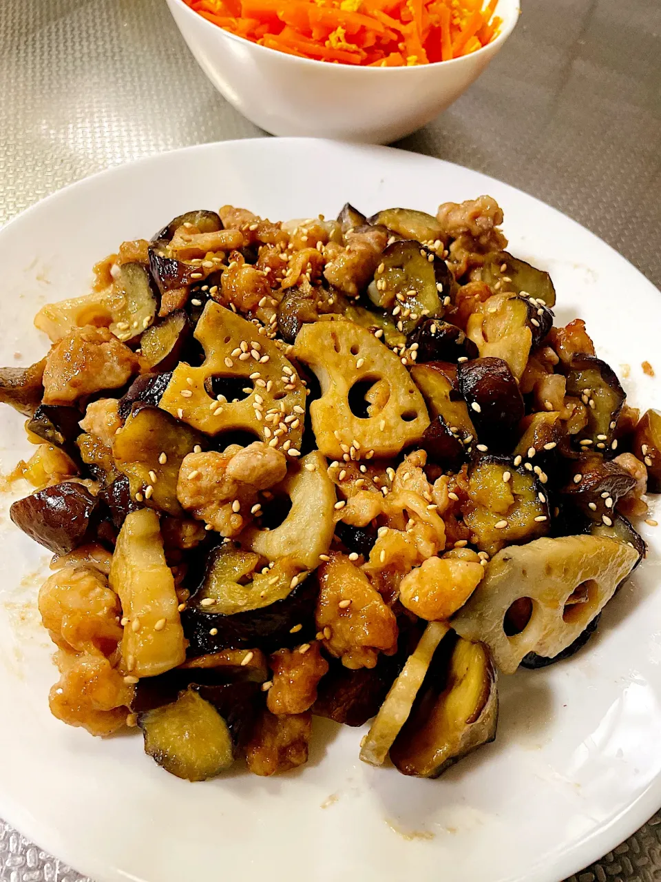 豚肉とレンコン茄子の甘酢炒め|ずっきー‪✿さん
