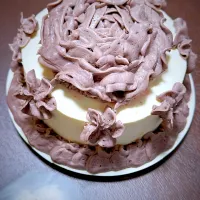 Homebaked cake with natural purple yum flavored buttercream|Laarni Nabongさん