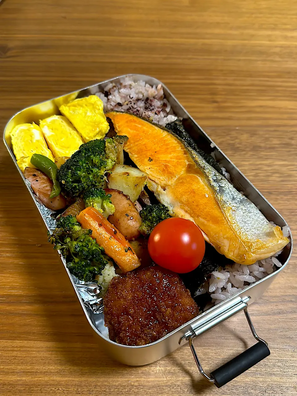 お弁当|メガネおばさんさん