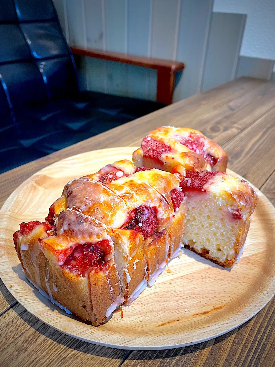 生苺パウンドケーキ🍓レモンアイシングがけ|maSami＊さん