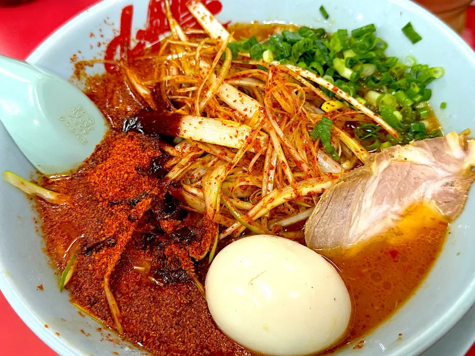 山岡家🍜激辛ラーメン|Amichin🧸💕さん