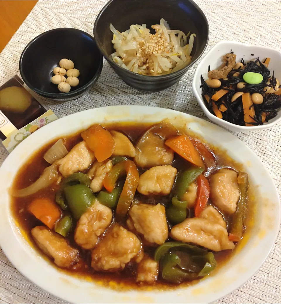 ☆酢鶏　☆もやしナムル　☆ひじき煮　☆福豆　☆のれん栗|chikakoさん