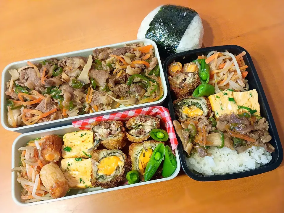 次男・私弁当&おにぎり|tamagomagomagoさん
