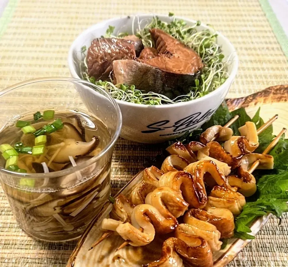 醤油さばと銀めし
照り焼きちくわ串
しいたけの羹|マギーさん