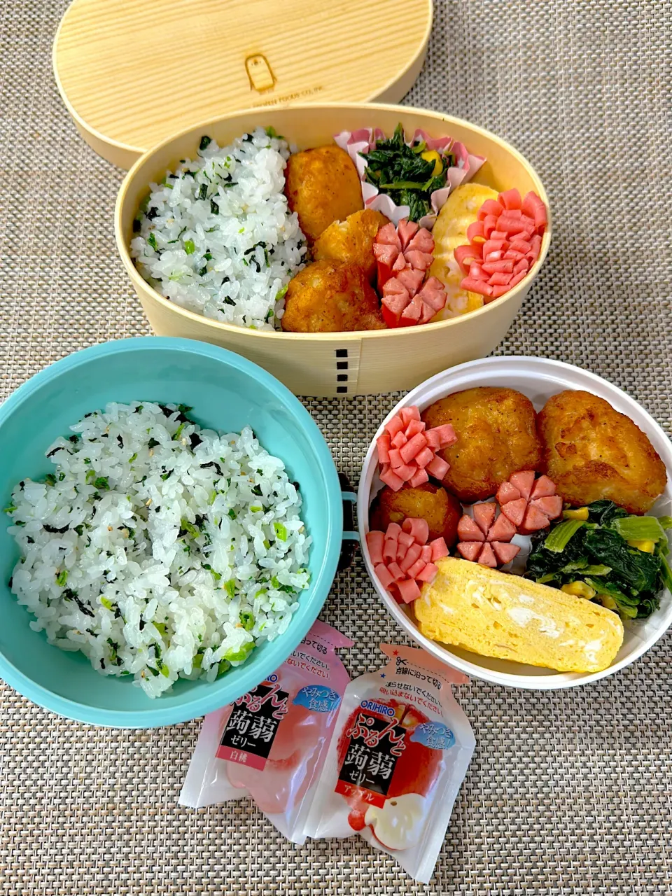 若菜ご飯弁当。姉妹弁当。|ゆーこ。さん