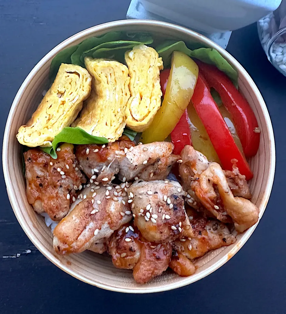 ヤンニョムチキン弁当🍱|かおりん✴︎❤︎さん