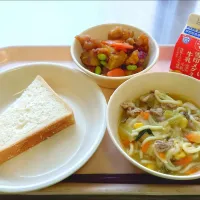 今日の給食(2/4)|えっちゃんさん