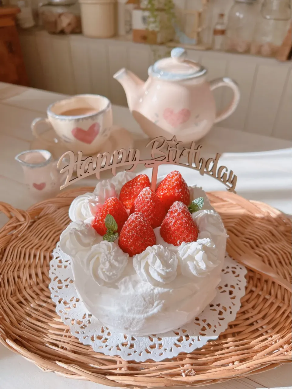 ストロベリーショートバスクチーズケーキ🎂|party martyさん