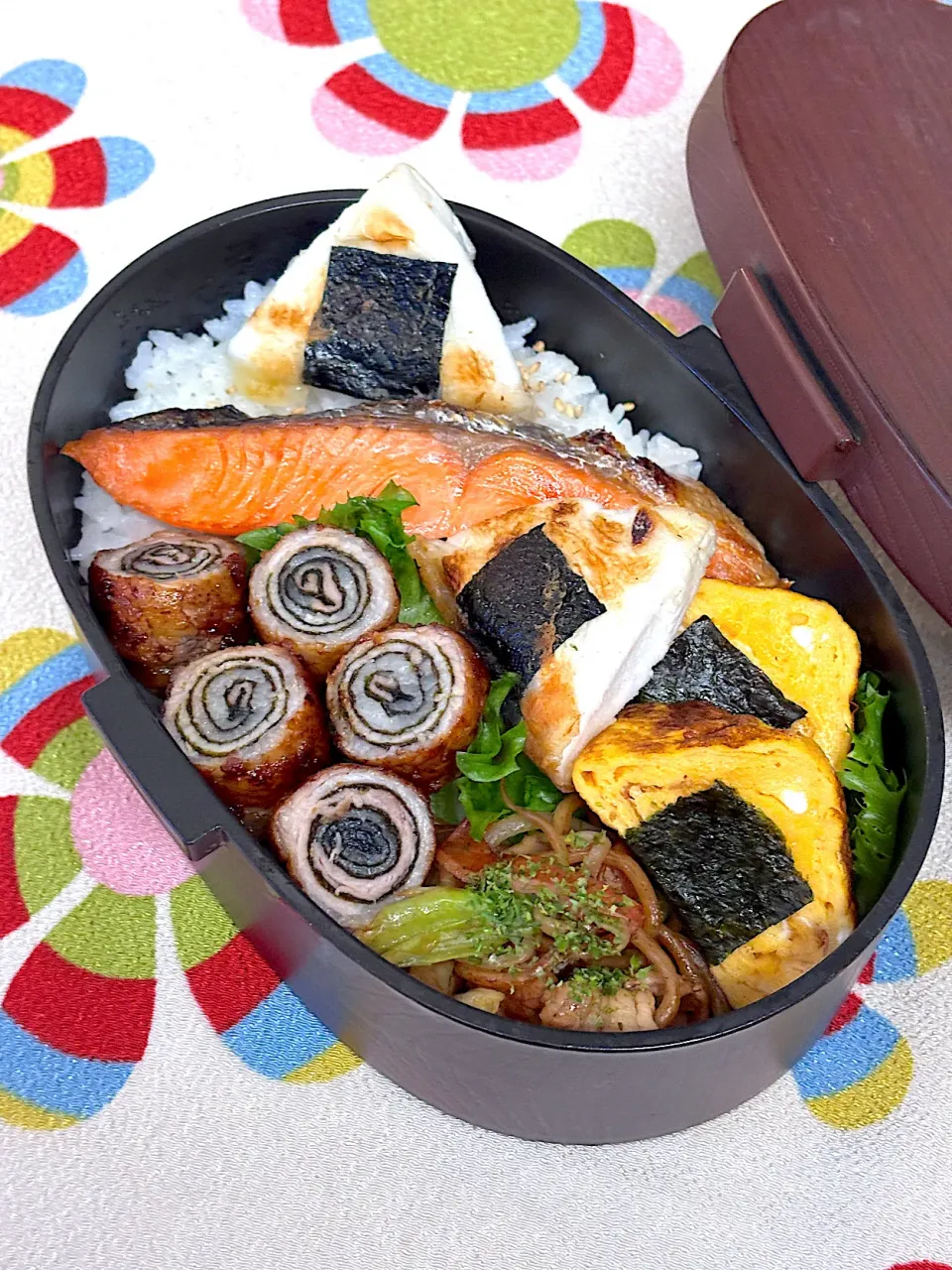シャケ弁当|Chiharϋnさん