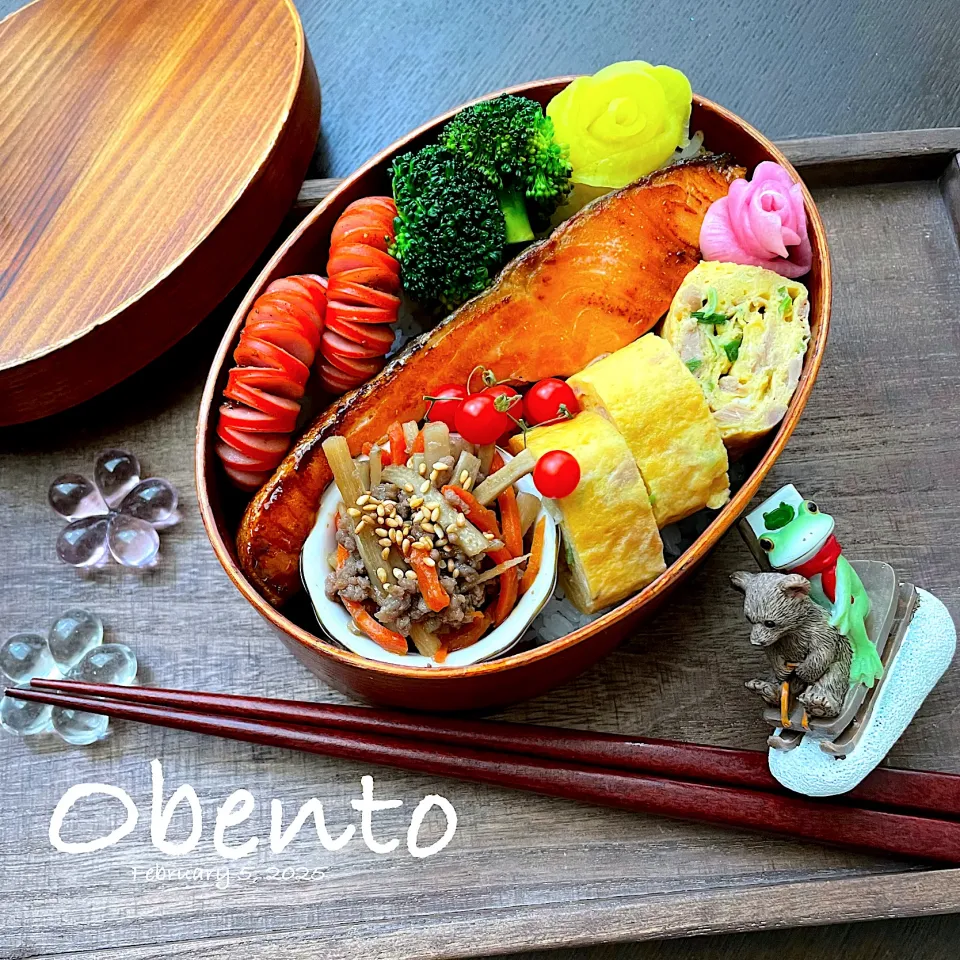 シャケ弁🍱|まぁちゃんさん