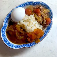 カレーとビーフトマト相盛り|こっぷさん