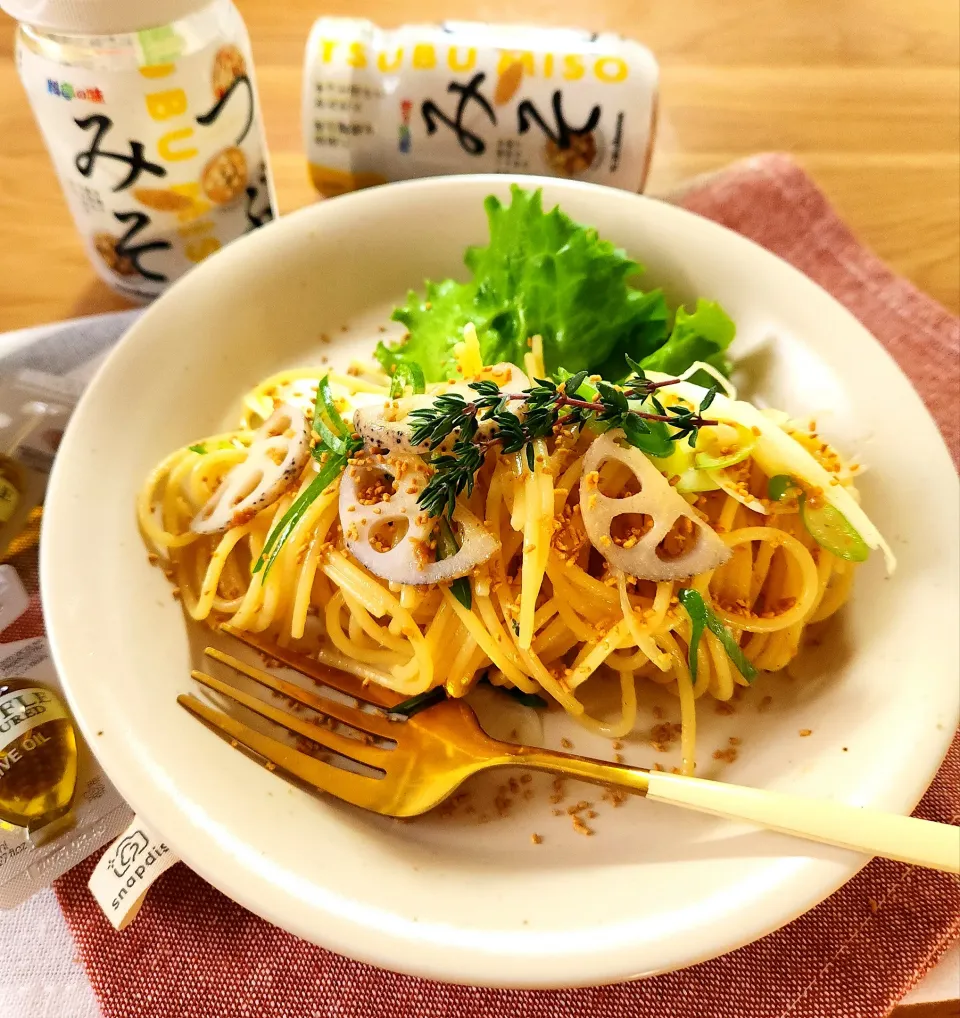 つぶみそで長ねぎと蓮根の冬の野菜パスタ|ナオミさん