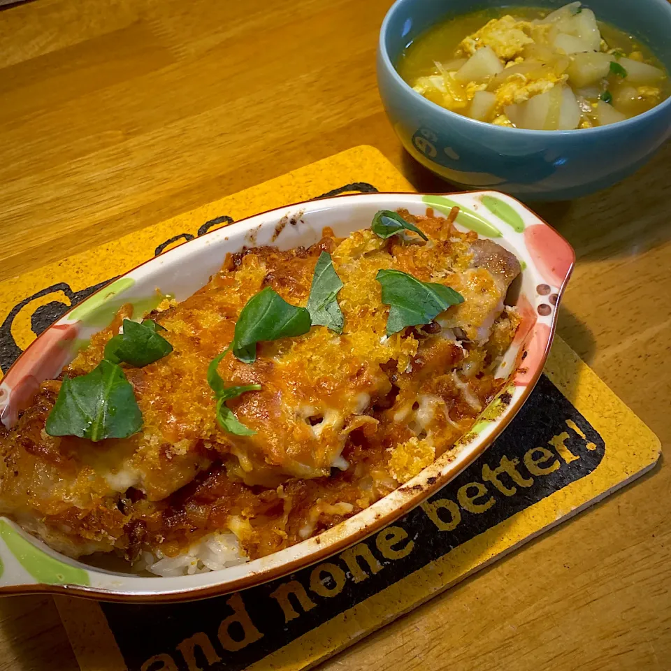 豚スパイシートマトドリアと、じゃがいもと炒めたまごのスープ|もえさん