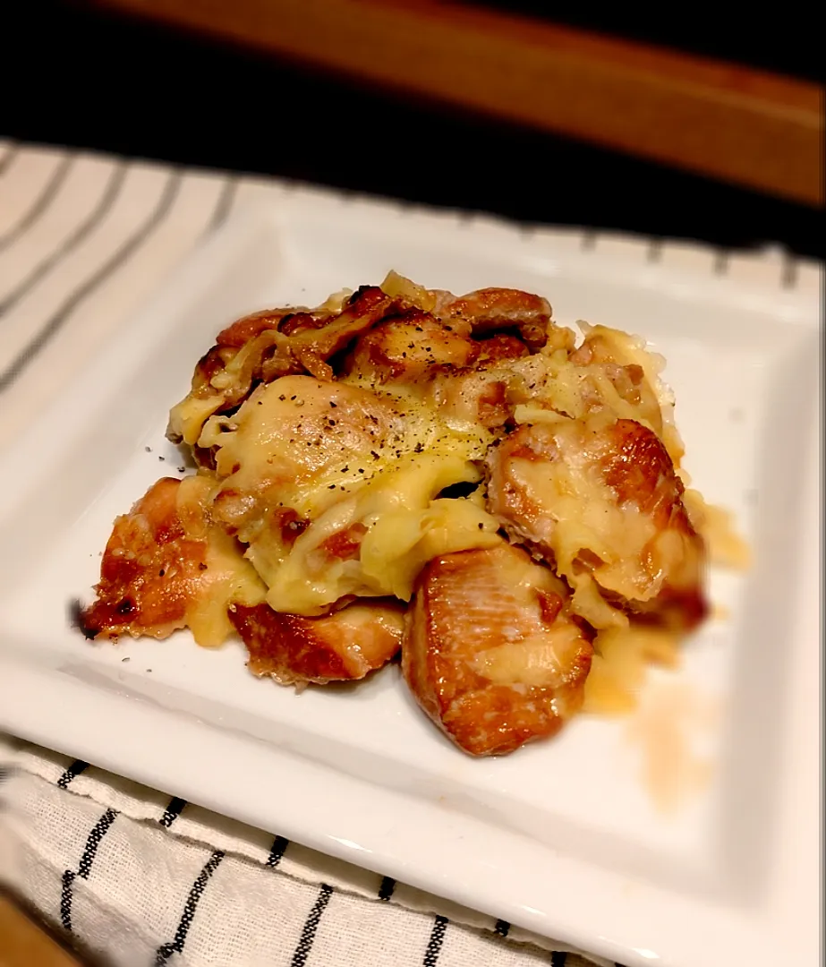 【下味冷凍】鶏むね肉のチーズ焼き|みりさん