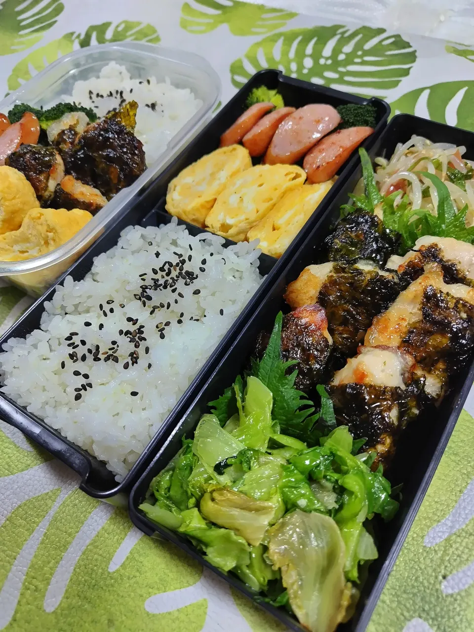 くまちゃんさんの料理鶏胸肉の磯辺揚げお弁当です✨|rikako♪。.:＊さん