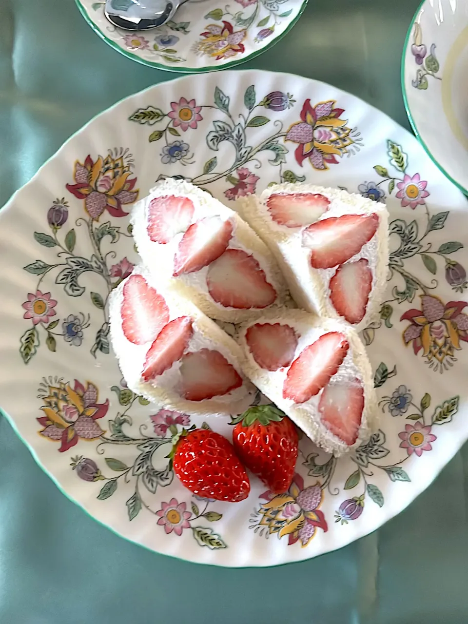 🍓いちごサンド|adriablueさん