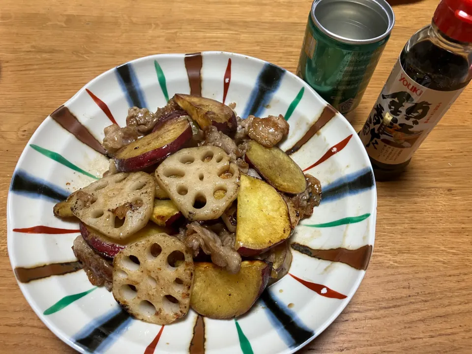 豚切り落としとはすとさつまいもの甘酢炒め|Hideko  Tanakaさん