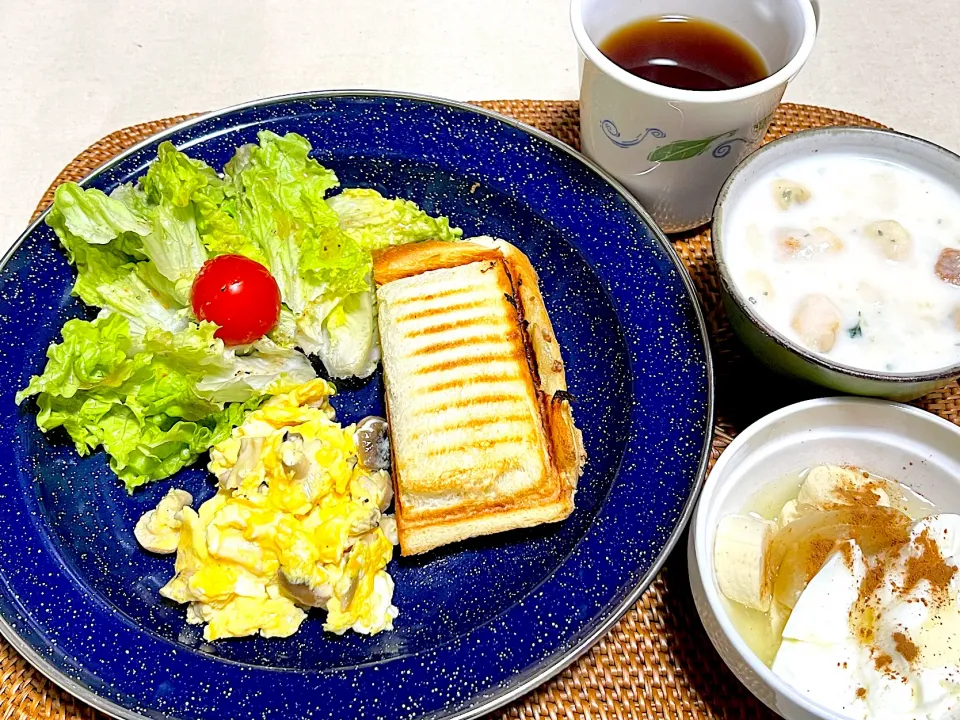 クリームポテト入り焼きサンド|Noriyuki Saitoさん