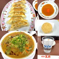 焦がしニンニク味噌らーめん🍜　餃子🥟|るみおんさん