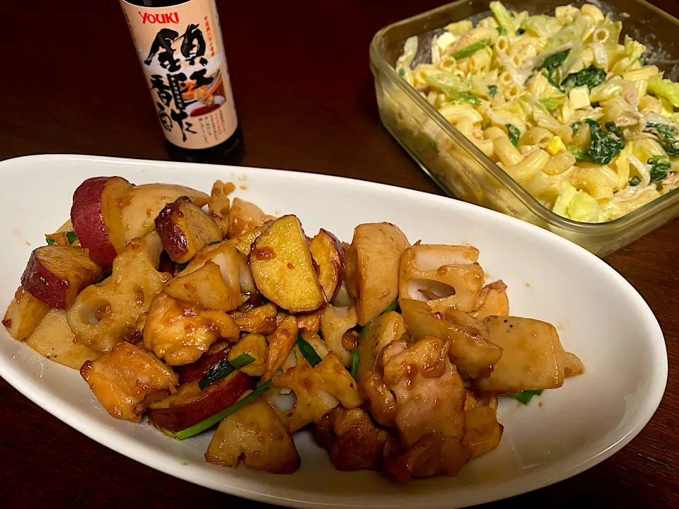 鶏肉と蓮根とさつまいもの黒酢炒めの夕ごはん|Chiharuさん