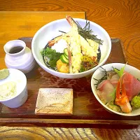 海老天とろろ蕎麦とミニ海鮮丼|そばぼうろさん