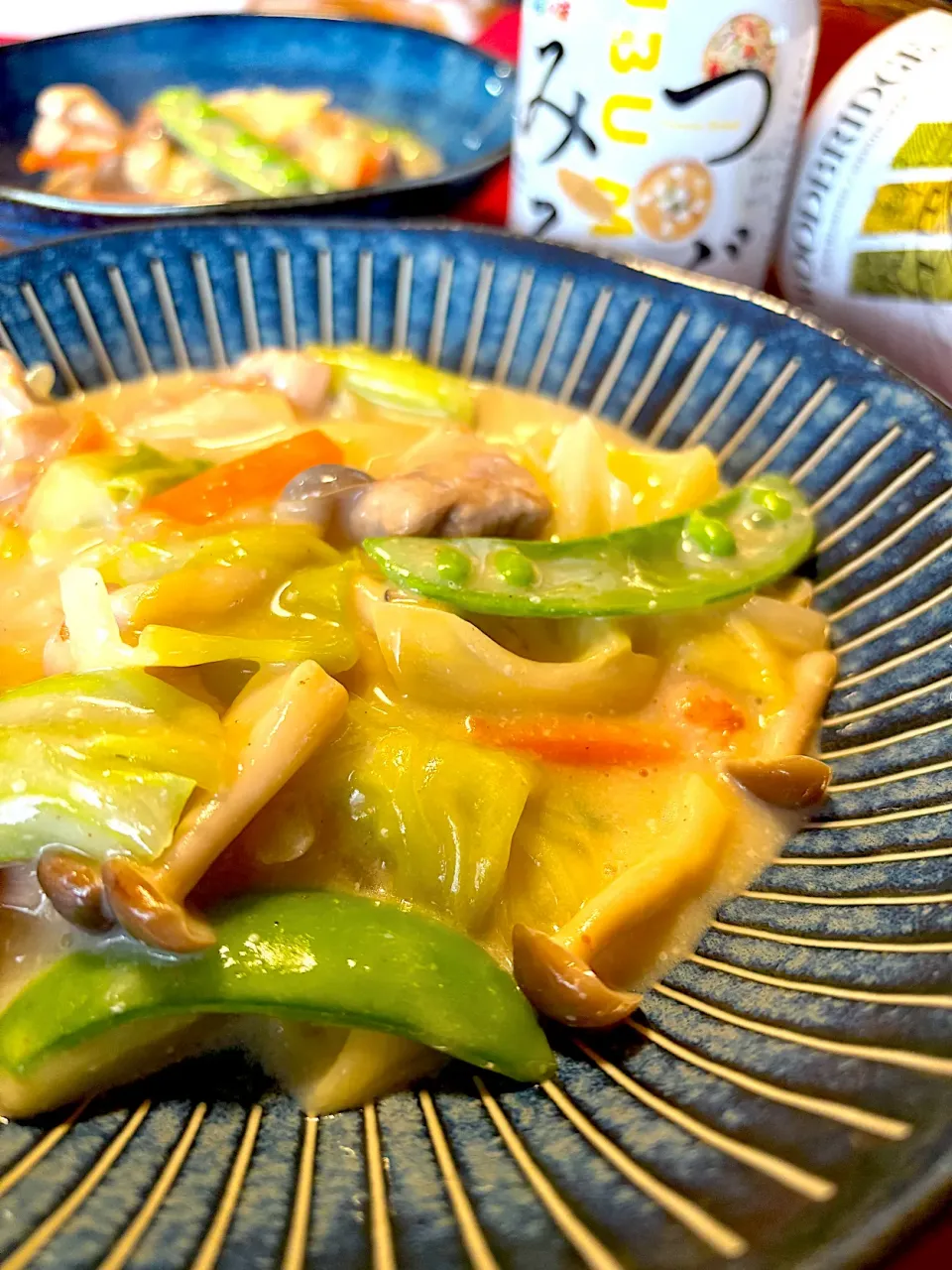 野菜と鶏肉のみそ豆乳クリーム煮🥬|おかちさん