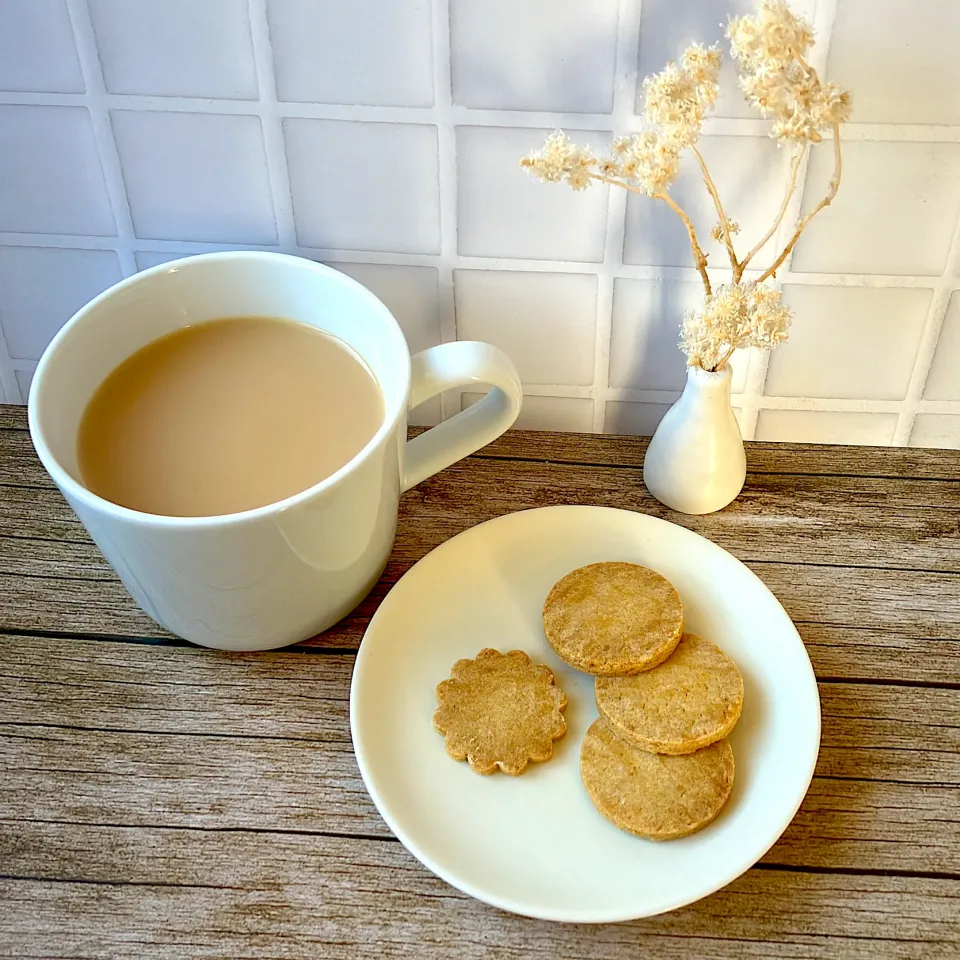 グッドモーニング🕊️〜米粉のメープルクッキー&メープルミルクティー|紅茶とお菓子と時々ごはんさん