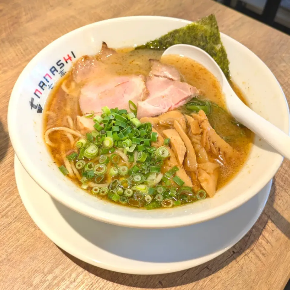 魚介あっさり豚骨ラーメン|じょうさん