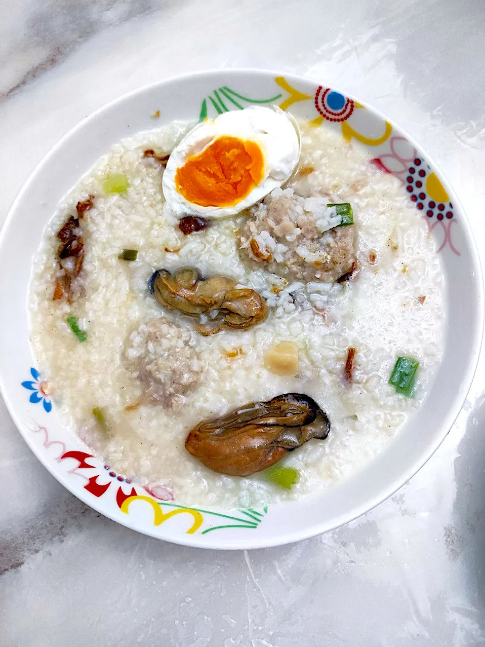 Oyster , scallops and meatballs congee|Jocelyn SETさん