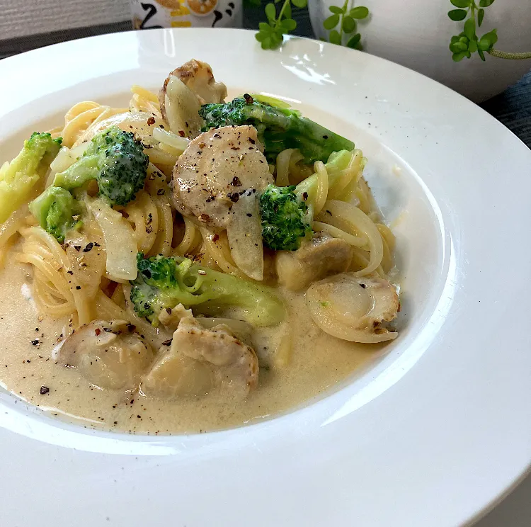 帆立とブロッコリーのつぶみそ豆乳パスタ|KAORIさん