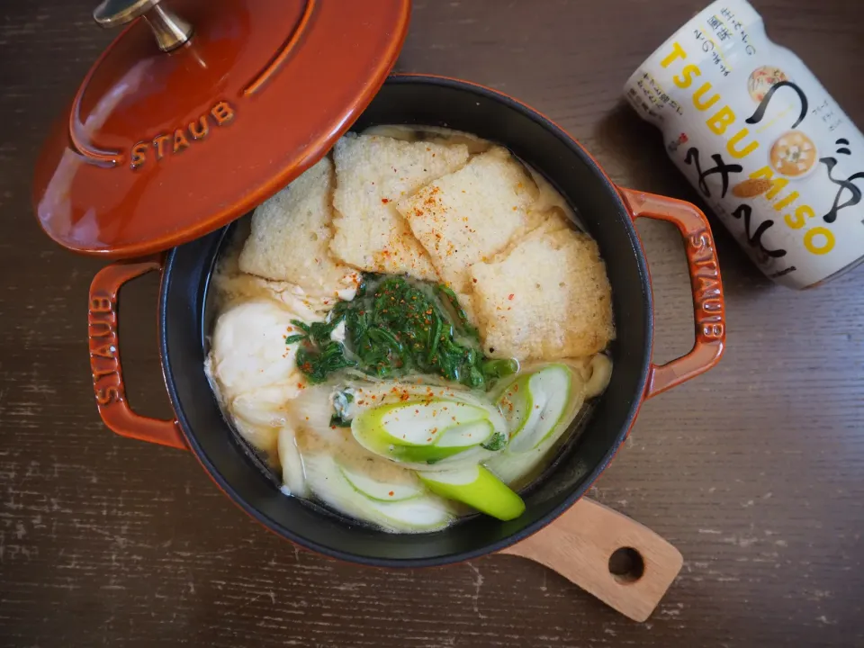 つぶみそでパッと出来る南関あげ入り鍋焼きうどん|seiko_funfoodさん