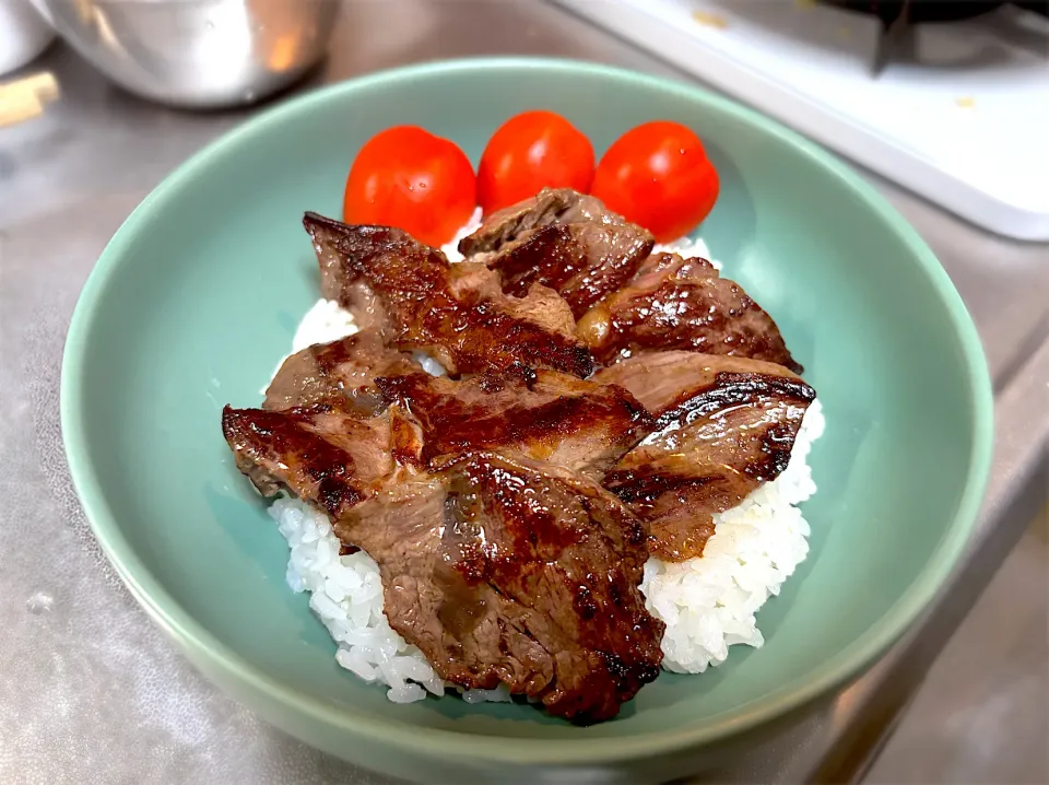 焼肉丼|なかちゃんたまごさん