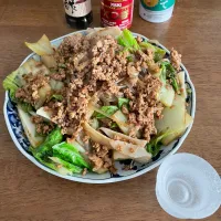 マロニーと豚挽肉､白菜のXO醤､甜麺醤炒め､隠し味の鎮江香酢が旨味を引き出してくれます。|chiiさん