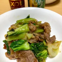 単身赴任中の男飯(牛肉と青梗菜のXO醬炒め)|おおもりの星さん