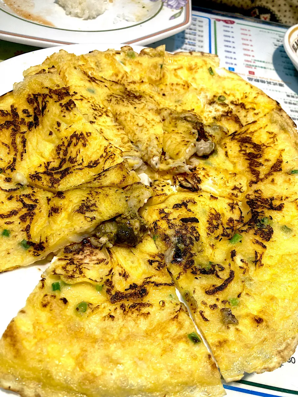 香港 贊記茶餐廳 飯田橋店　牡蠣のオムレツ|よだみなさん