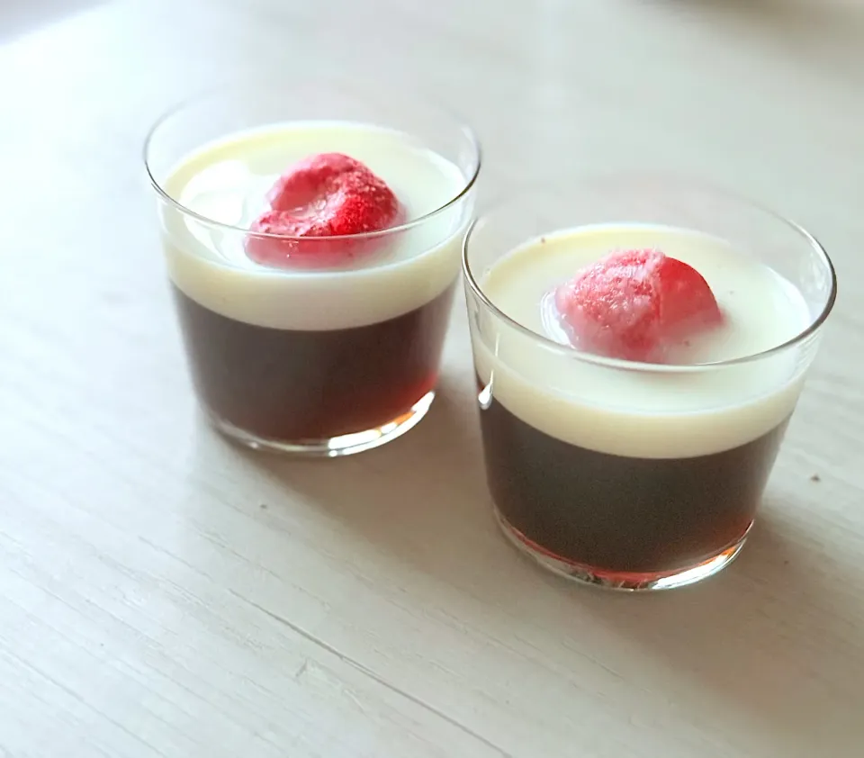 いちごとコーヒーーゼリー|tap.rinさん