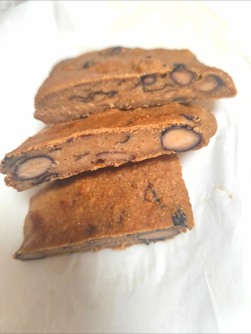 みったんさんの黒豆のコーヒー煮みたいなのを作り、焼き菓子にしてみたが、上手くできなかった😂(黒豆コーヒー煮は美味しい💖)|m.rafuさん